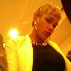 Meet your Posher, Nadia